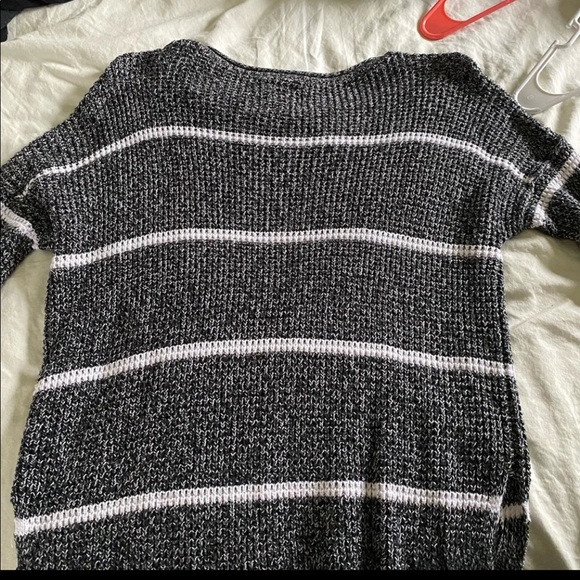 Sweater - Picture 2 of 2